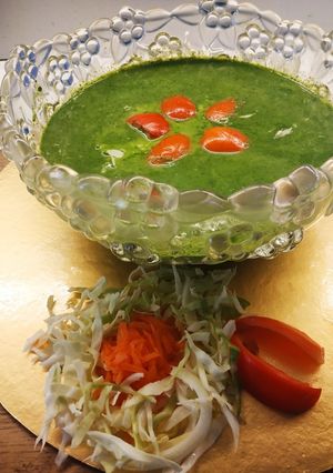 পালং শাকের স‍্যুপ। Spinach Soup রেসিপির প্রধান ছবি