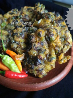 Foto resep 06. Bakwan Bayam Merah