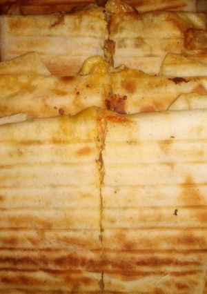 صورة لوصفة طاكوس منزلي بصوص بيشاميل