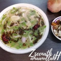 A picture of Hyderabadi Til Ka Khatta.