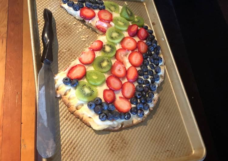 Fruit pizza! Fruit pizza!