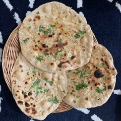 A picture of Wheat flour Tawa Garlic Naan.
