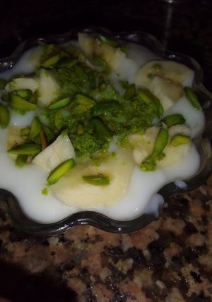 صورة لوصفة مهلبية بالفستق والموز
