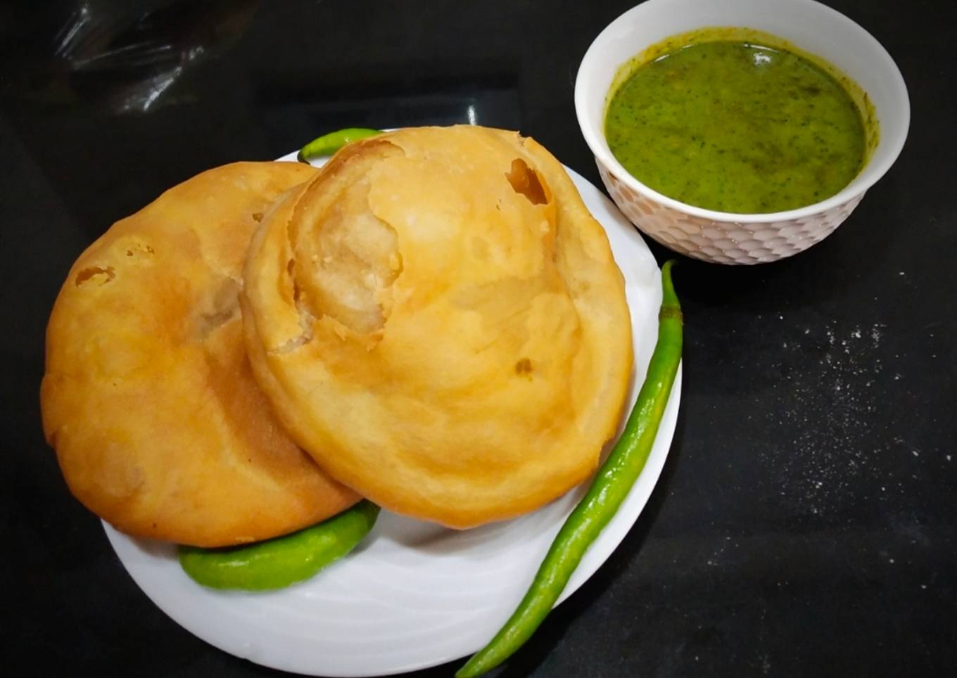 Onion Kachori (Pyaz Kachori)