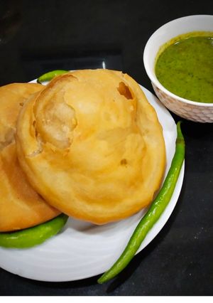 A picture of Onion Kachori (Pyaz Kachori).