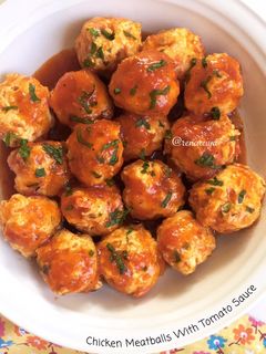 Foto resep Chicken Meatballs With Tomato Sauce