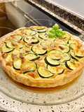 Pastel con calabacín y salchichas “sin gluten” (Cake with zucchini and “gluten-free” sausages)
