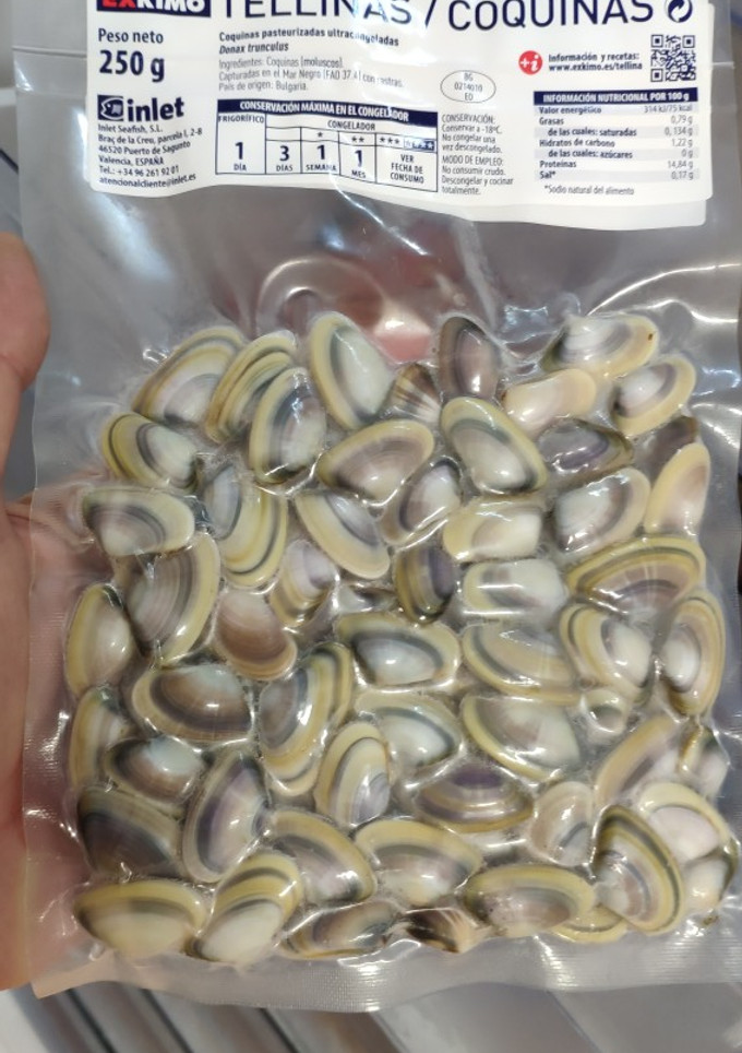 Una foto de Coquinas o Tellinas congeladas con peperoncino picante