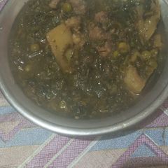 A picture of Gosht Palak alu matar.