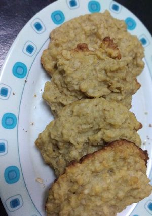 Una foto de Galletas de avena con manzanas 🍎🍪 (sin azúcar)