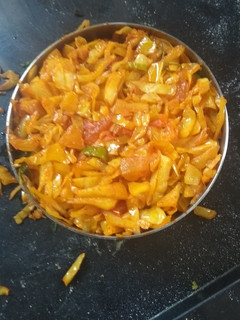 प्याज कि सब्ज़ी(pyaz ki sabzi recipe in hindi) रेसिपी मुख्य फोटो