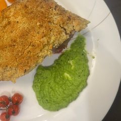 A picture of Mint Pea Puree - Wonderful and the Kids Love It. Very Chefy :P.