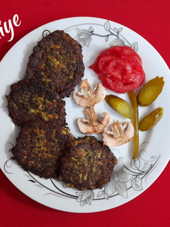 عکسی از دستور کوکو قارچ و سیب زمینی