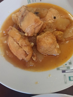 Una foto de Pollo guisado con peras