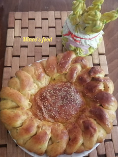 عکسی از دستور نان روغنی محلی (با خرما و گردو)