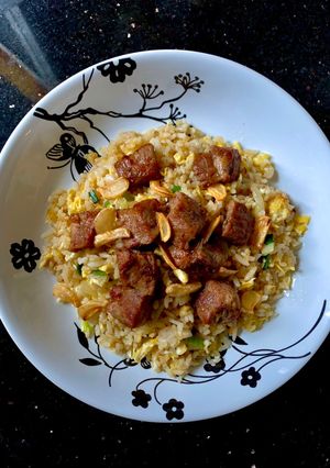Foto resep Japanese Fried Rice with Grilled Saikoro