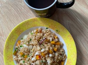 Hình của món Cơm chiên mực.