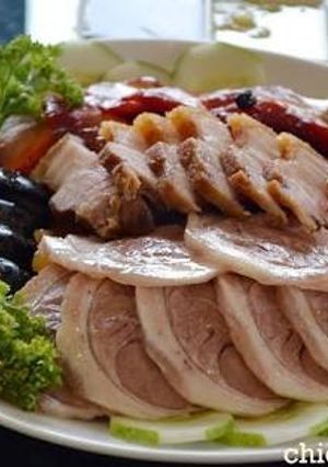 A picture of american cold cut.