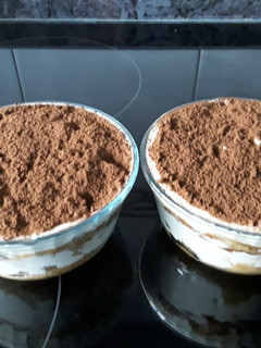 Una foto de Tiramisú con queso Afuegalpitu