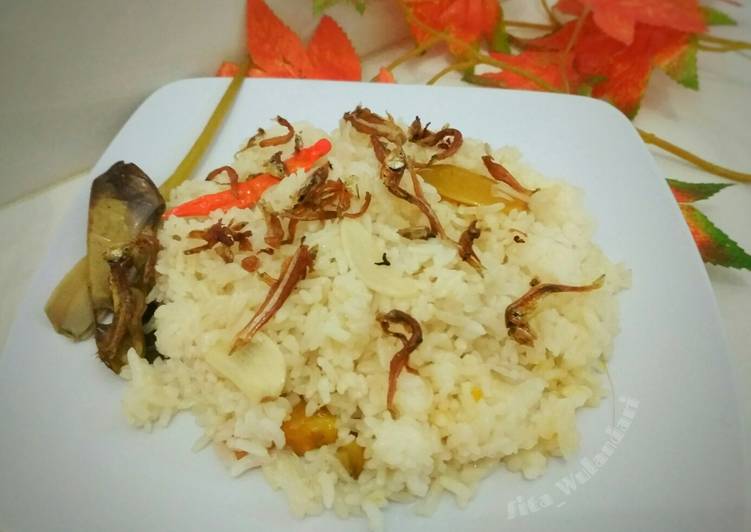 Langkah Mudah untuk Menyiapkan Nasi Liwet Khas Sunda #PR_BukanNasiBiasa yang Enak