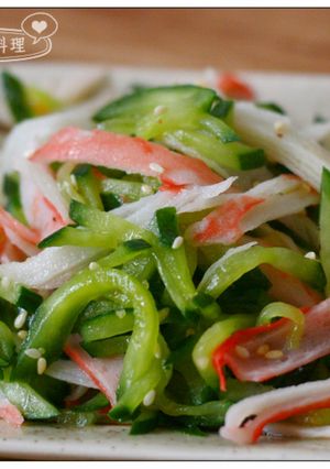 芝麻油拌小黃瓜蟹肉絲 的食譜成品照片