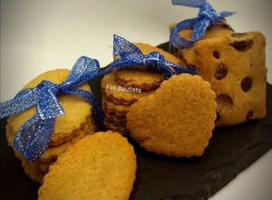 Foto principal de Tres clases de galletas de avena con la misma masa (saludable)