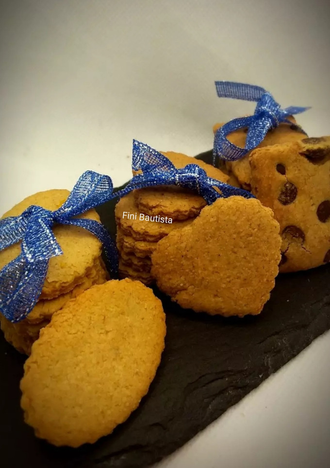 Una foto de Tres clases de galletas de avena con la misma masa (saludable)