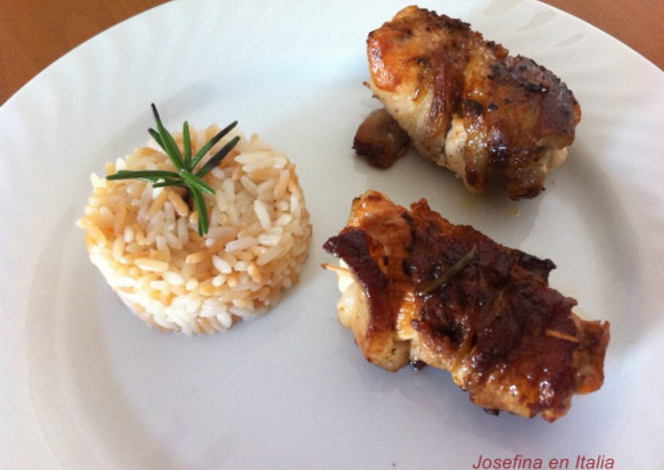 Rollos de pollo y tocino/ Involtini di pollo e pancetta