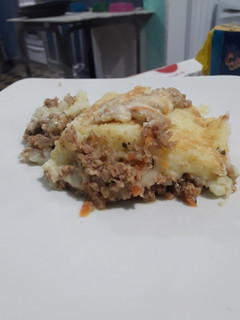 Una foto de Pastel de papas de carne vegetal