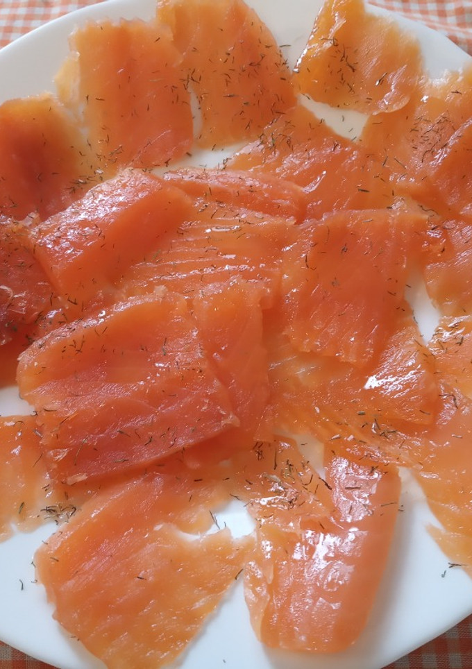 Una foto de Salmón ahumado casero