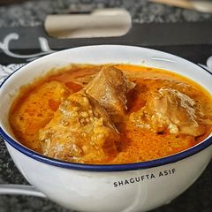 A picture of Chicken Curry.