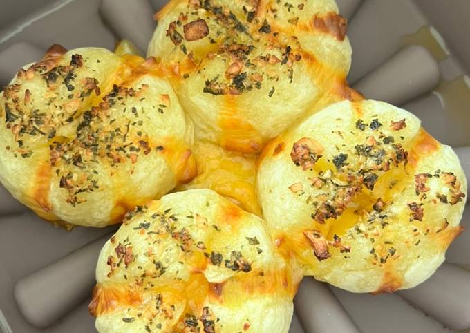 Bagaimana Membuat Potato Cheese Garlic Bread, Lezat Sekali