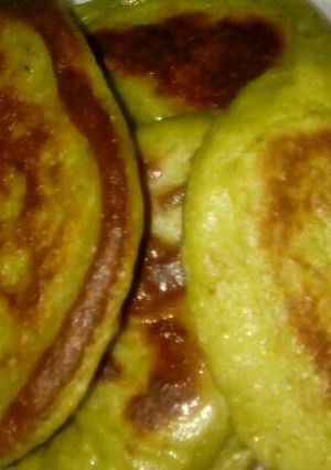 Una foto de Tortitas de brócoli!
