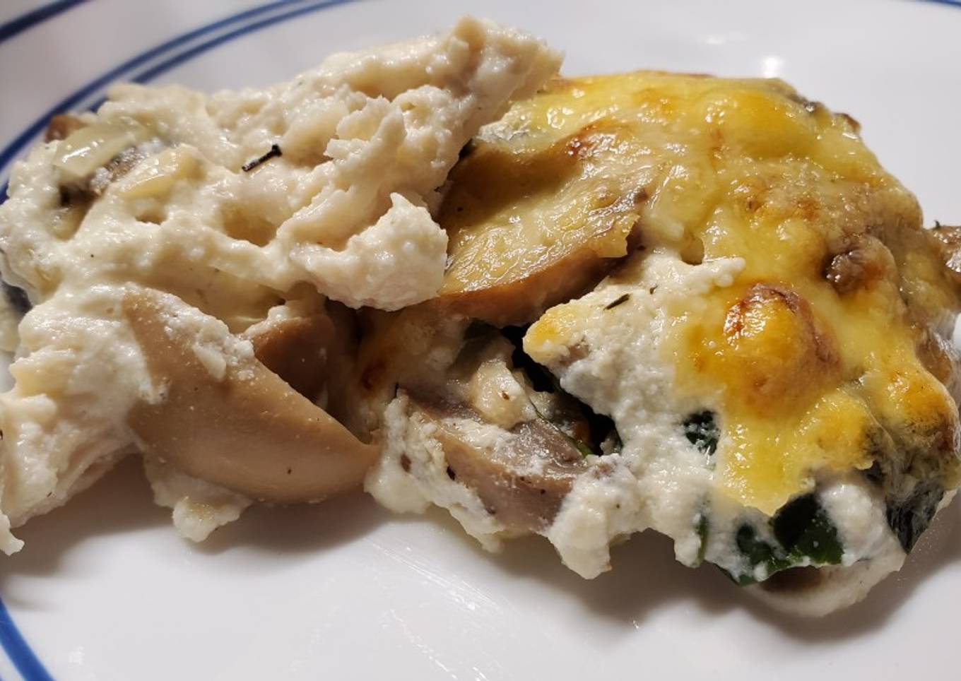 Chicken Spinach Mushroom Bake