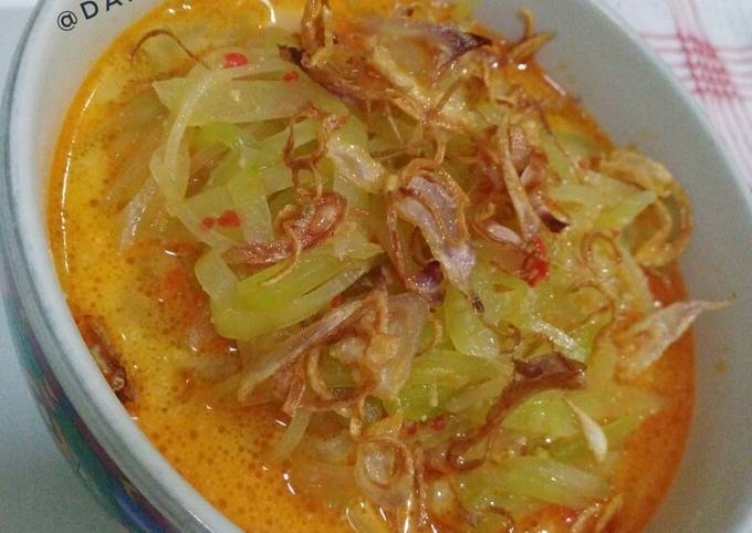 Resep 110. Labu Siam Kuah Santan oleh Dapoer Budhe - Cookpad