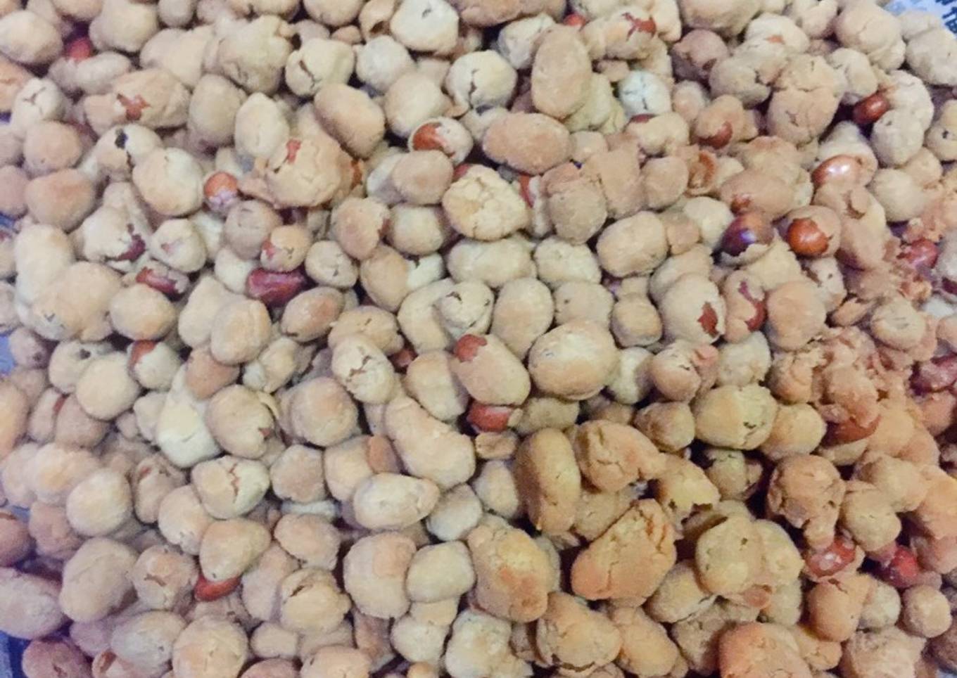 Kacang telur gurih