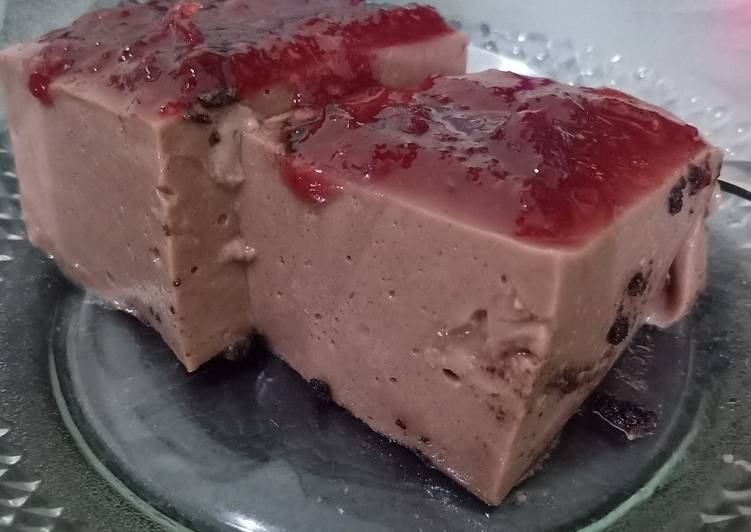 Cara Gampang Menyiapkan Cheesecake Choco Raspberyy, Enak Banget