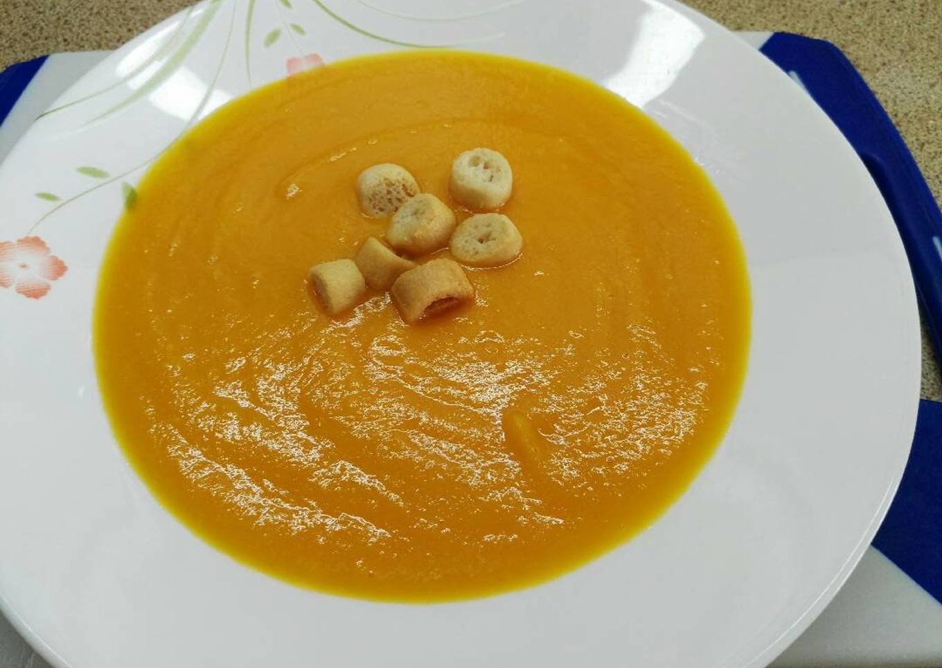 Crema de calabaza y zanahorias
