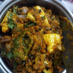 A picture of Kadai paneer.