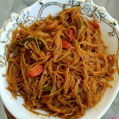 Chinese vermicelli A picture of Chinese vermicelli.
