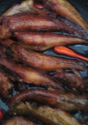 Hình của món Cá bống kho tộ.