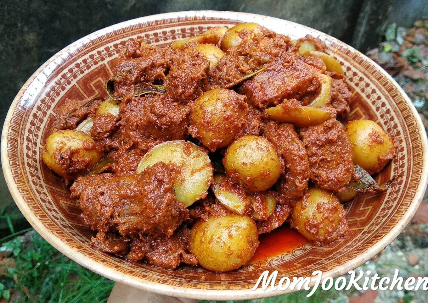 Rendang daging jengkol