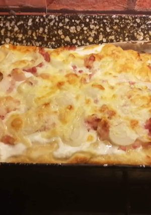 Német kenyérlángos (Flammkuchen) recept fotója