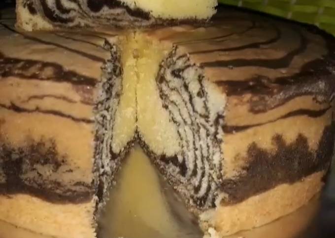 Zebra cake