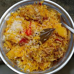 A picture of Student baryani.