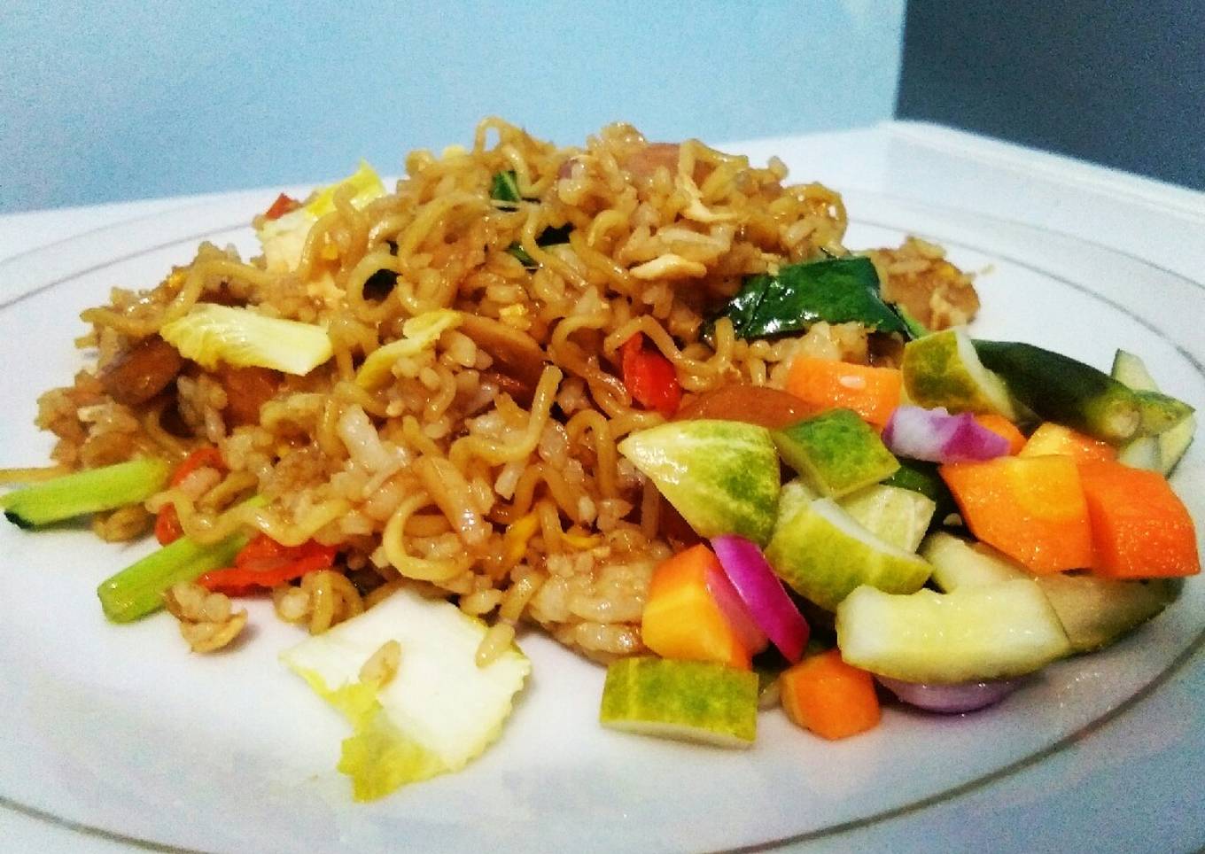 Magelangan warmindo (nasi goreng mawut)