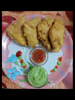 ब्रेड पकौड़ा (Bread pakoda recipe in hindi रेसिपी मुख्य फोटो