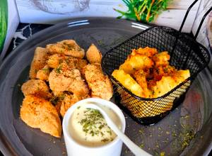 Une photo de Frites et nugget's de poulet au air fryer 😃