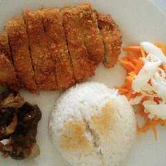 รูปของ Chicken katsu dan salat