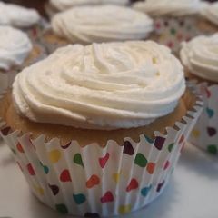 A picture of Pina Colada Cupcakes.